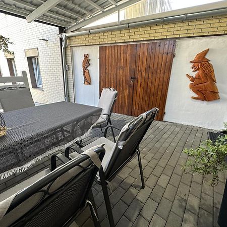 Christels Ferienwohnung 2 In Thale Mit Ueberdachter Terrasse, Kueche Mit Tv & Geschirrspueler Exterior foto
