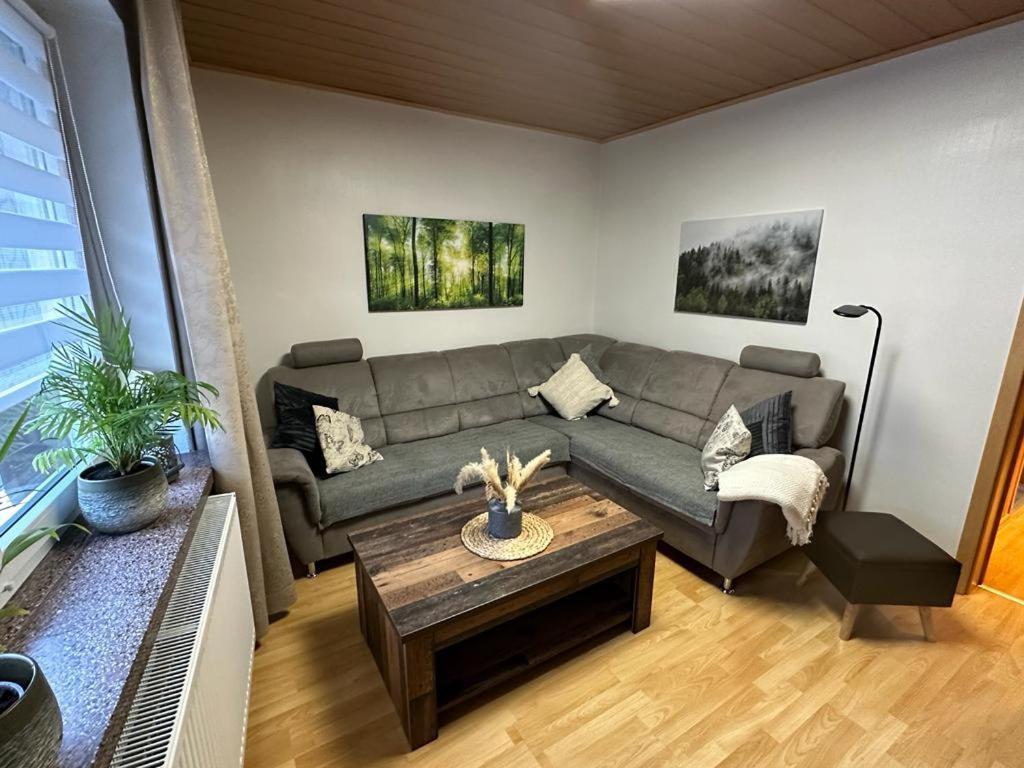 Christels Ferienwohnung 2 In Thale Mit Ueberdachter Terrasse, Kueche Mit Tv & Geschirrspueler Exterior foto